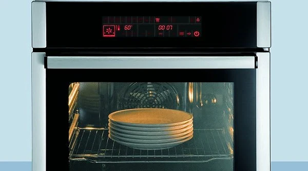 funkcja Warm Plate w kuchence Gorenje