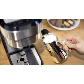 Ekspres%20kolbowy%20Cecotec%20Cafelizzia%20790%20Stal-4.jpg