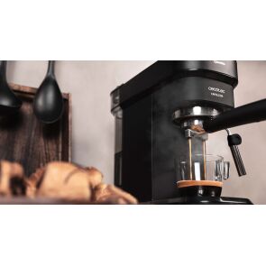 Ekspres%20kolbowy%20Cecotec%20Cafelizzia%20790%20Czarny-3.jpg