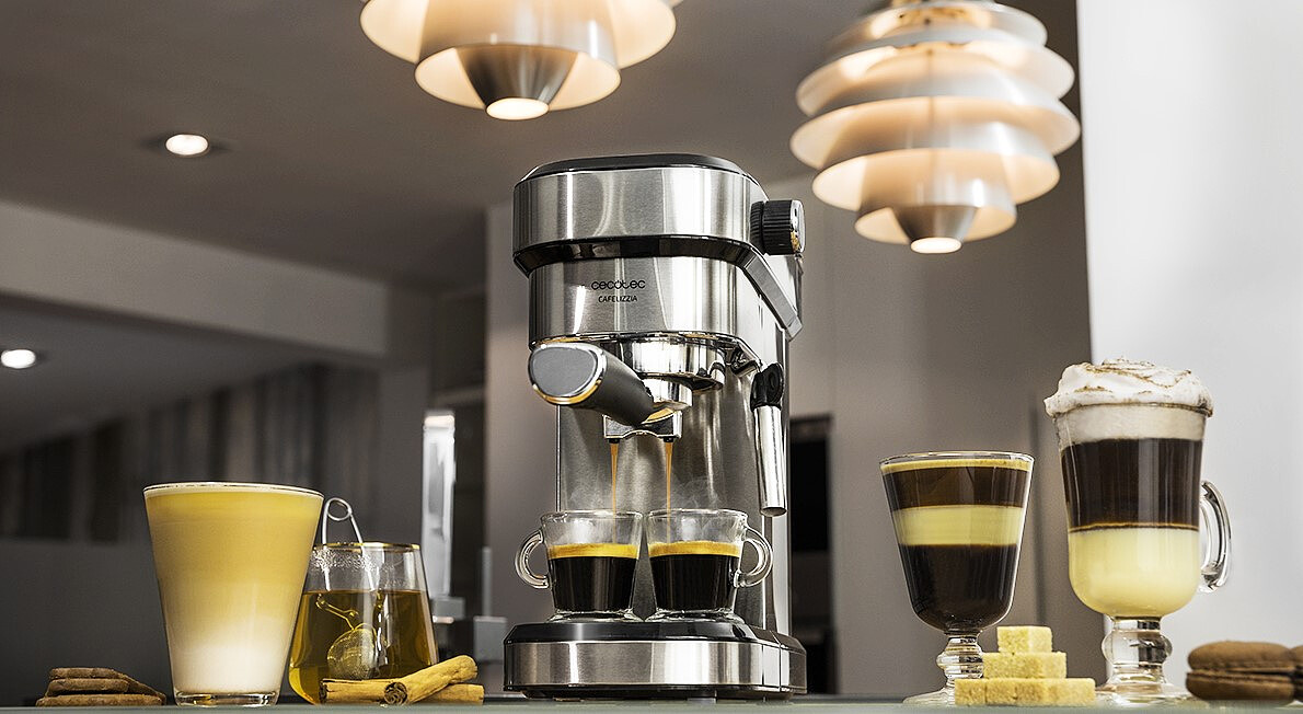 Ekspres%20kolbowy%20Cecotec%20Cafelizzia%20790%20Stal-2.jpg
