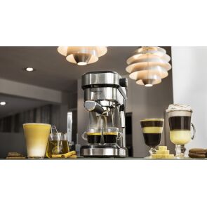 Ekspres%20kolbowy%20Cecotec%20Cafelizzia%20790%20Stal-2.jpg