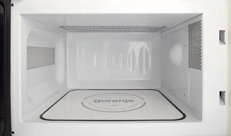 kuchenka-mikrofalowa-gorenje-bm235cli-wnetrze.jpg