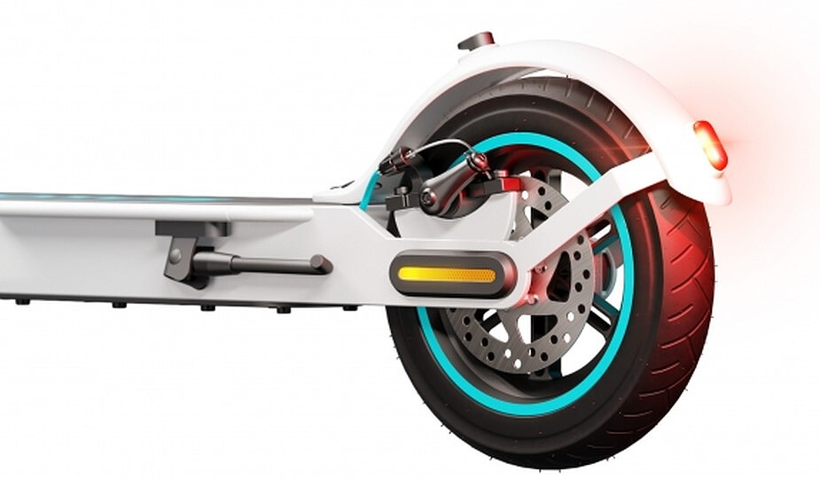 hulajnoga-elektryczna-motus-scooty-10-lite-2022-bialy-7.jpg