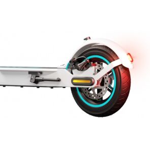 hulajnoga-elektryczna-motus-scooty-10-lite-2022-bialy-7.jpg