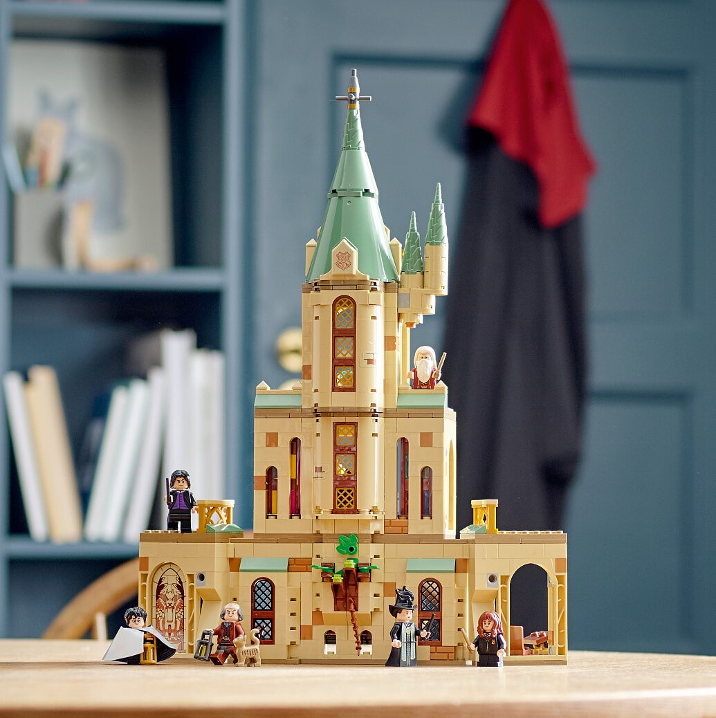 lego-harry-potter-komnata-dumbledora-w-hogwarcie-76402-4.jpg