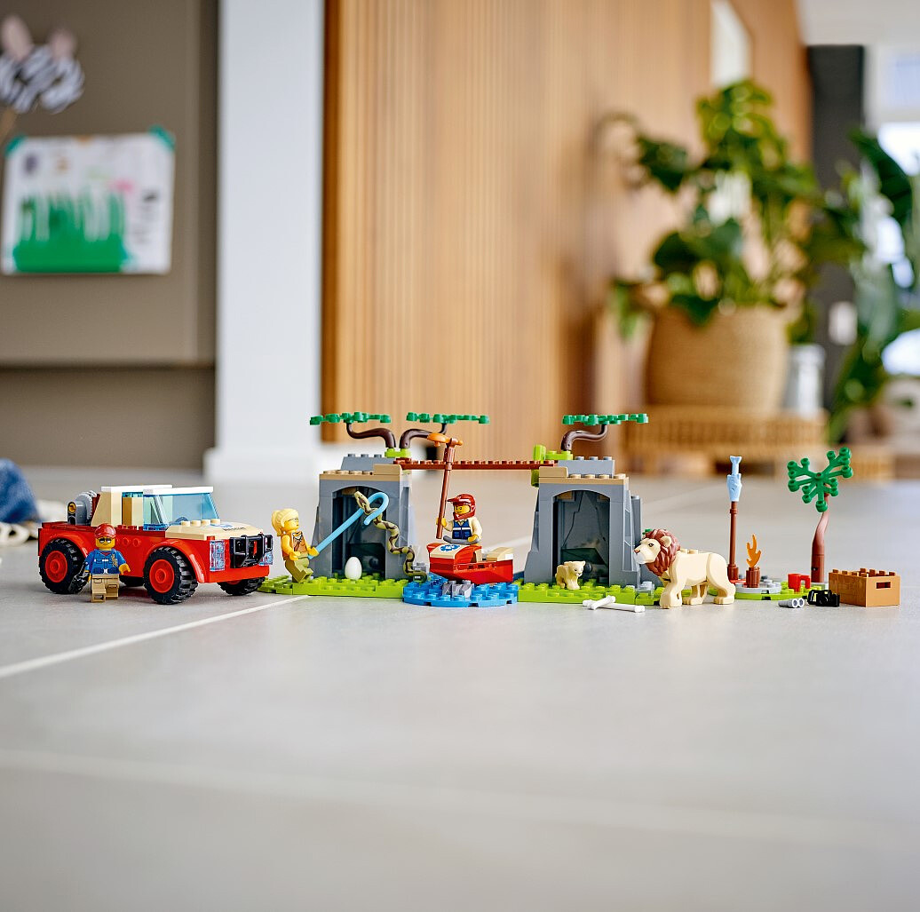 klock-lego-city-terenowka-ratownikow-dzikich-zwierzat-60301.zdj4.jpg