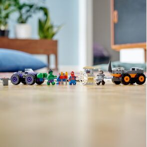 lego-marvel-spider-man-hulk-vs-rhino-10782-6.jpg