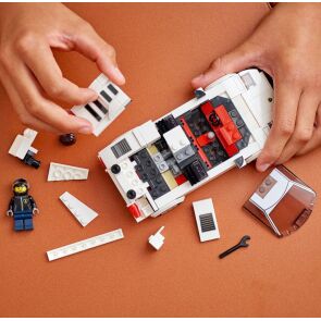 klocki-lego-speed-champions-lamborghini-countach-76908-skladanie.jpg