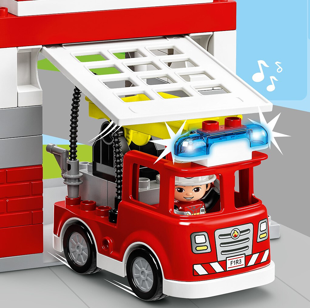klocki-lego-duplo-remiza-strazacka-i-helikopter-10970-woz.jpg