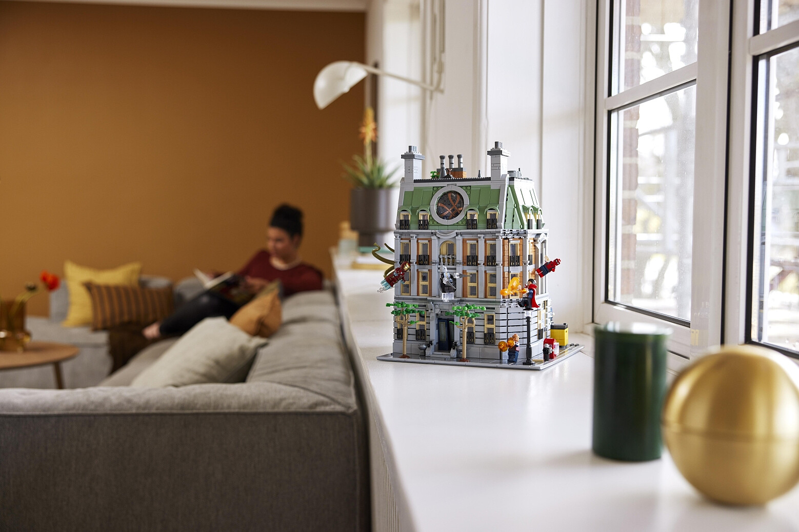 Klocki-lego-marvel-super-heroes-sanctum-sanctorum-76218-prezentacja-modelu.jpg