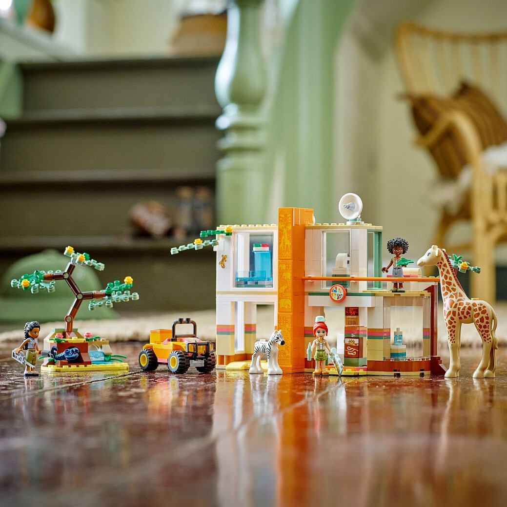 klocki-lego-friends-mia-ratowniczka-dzikich-ziwerzat-41717-7.jpg