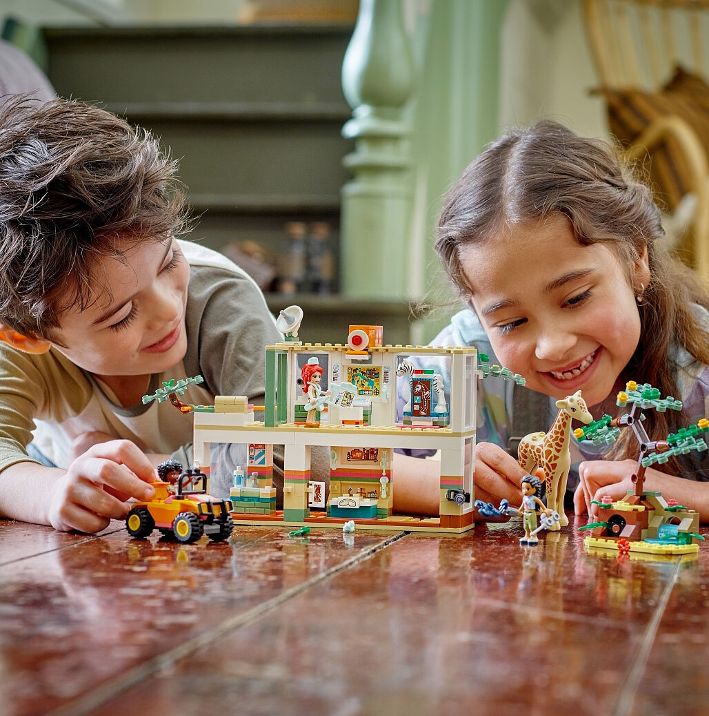 klocki-lego-friends-mia-ratowniczka-dzikich-ziwerzat-41717-5.jpg