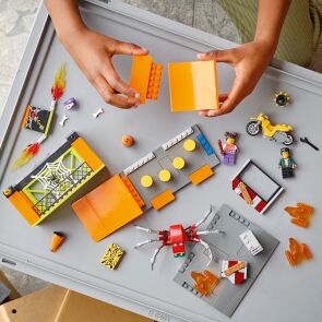 klocki-lego-city-park-kaskaderski-60293-9.jpg