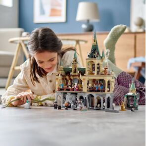 klocki-lego-harry-potter-komnata-tajemnic-w-hogwarcie-76389-zabawa.jpg