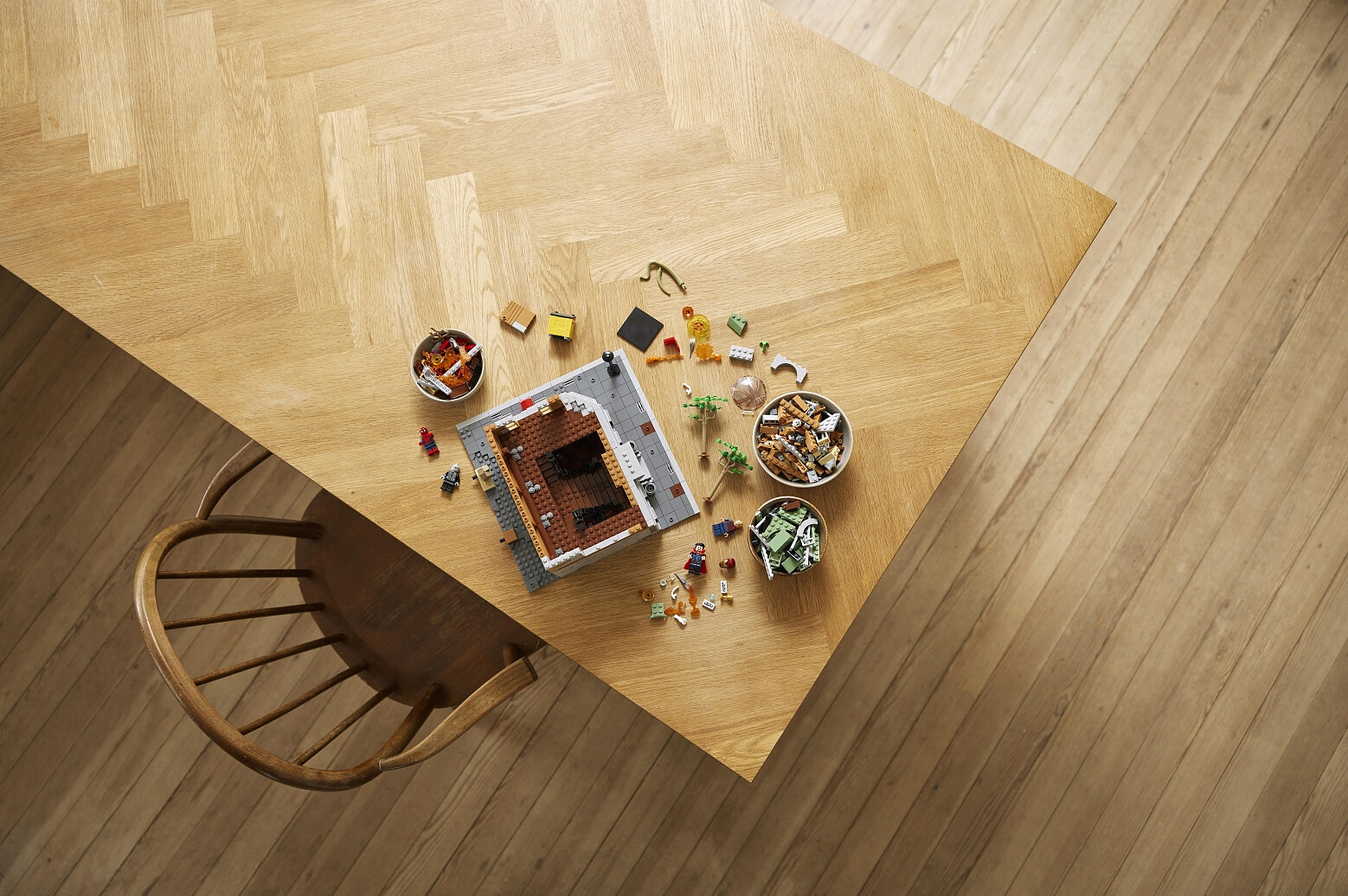 Klocki-lego-marvel-super-heroes-sanctum-sanctorum-76218-elementy-skladowe-zestawu.jpg