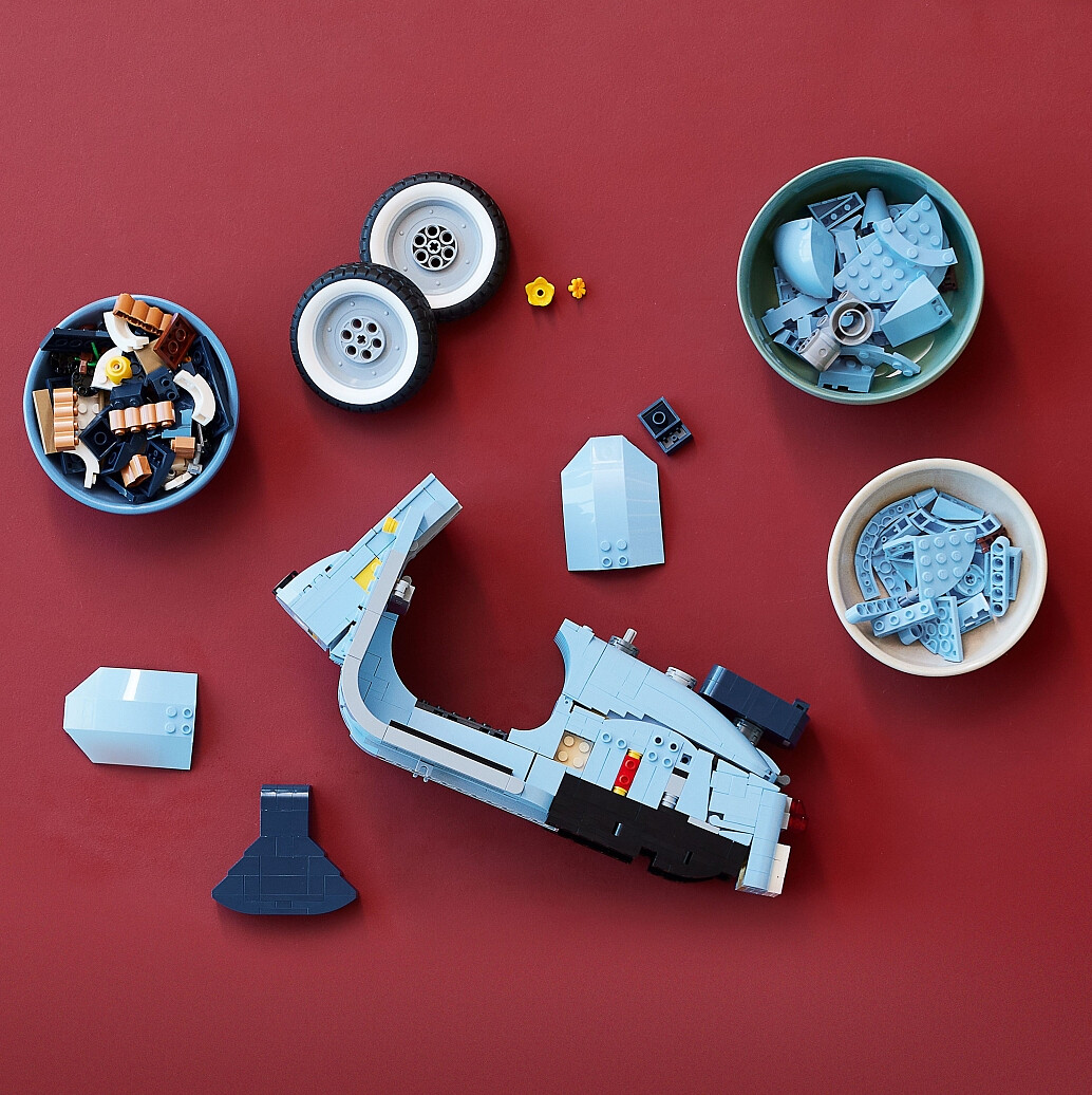 klocki-lego-icons-vespa-125-10298-elementy-skladowe.jpg