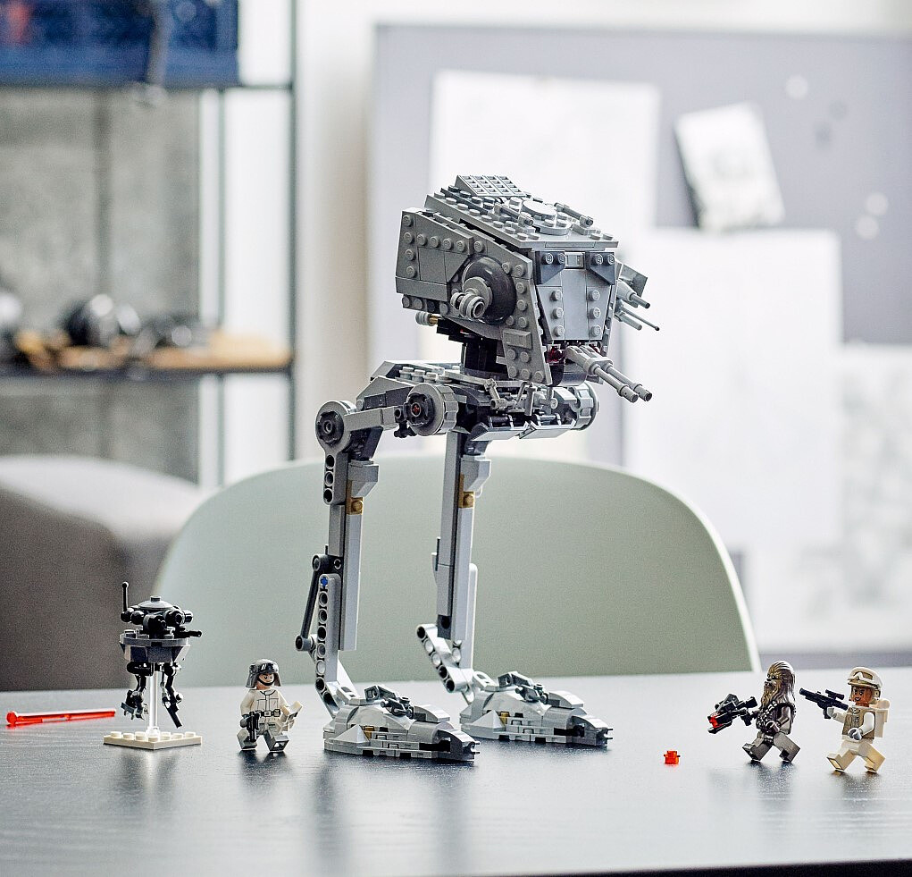 klocki-lego-star-wars-at-st-z-hoth-75322-zestaw.jpg