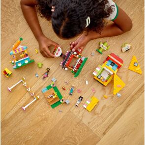 klocki-lego-friends-stragany-z-jedzeniem-41701-6.jpg