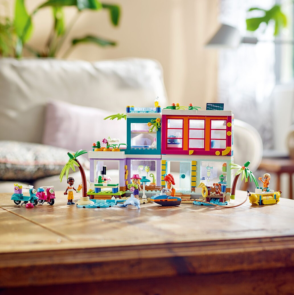 klocki-lego-friends-wakacyjny-domek-na-plazy-41709-6.jpg