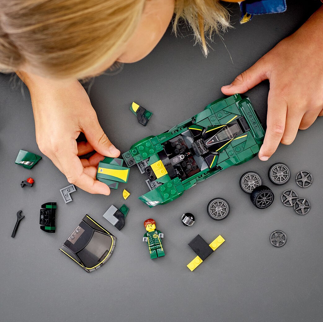klocki-lego-speed-champions-lotus-evija-76907.zdj8.jpg