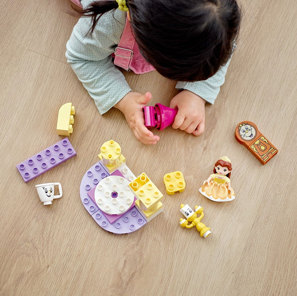 klocki-lego-duplo-princess-sala-balowa-belli-10960-5.jpg