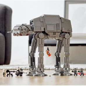 klocki-lego-star-wars-at-at-75288-zabawa.jpg