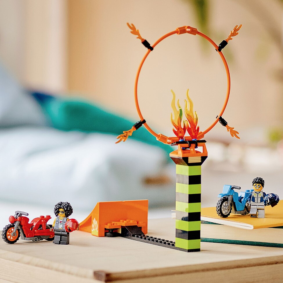 klocki-lego-%20city-konkurs-kaskaderski-60299.zdj9.jpg