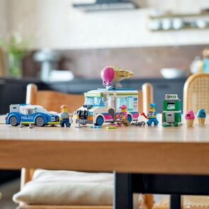 klocki-lego-city-policyjny-poscig-furgonetka-z-lodami-60314-6.jpg