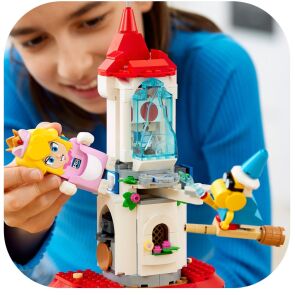 klocki-lego-super-mario-cat-peach-i-lodowa-wieza-zestaw-rozszerzajacy-71407-zabawa2.jpg