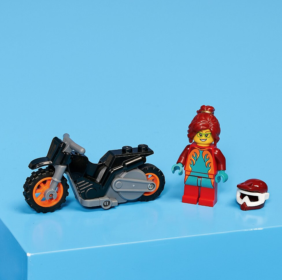 klocki-lego-city-ognisty-motocykl-kaskaderski-60311.zdj8.jpg