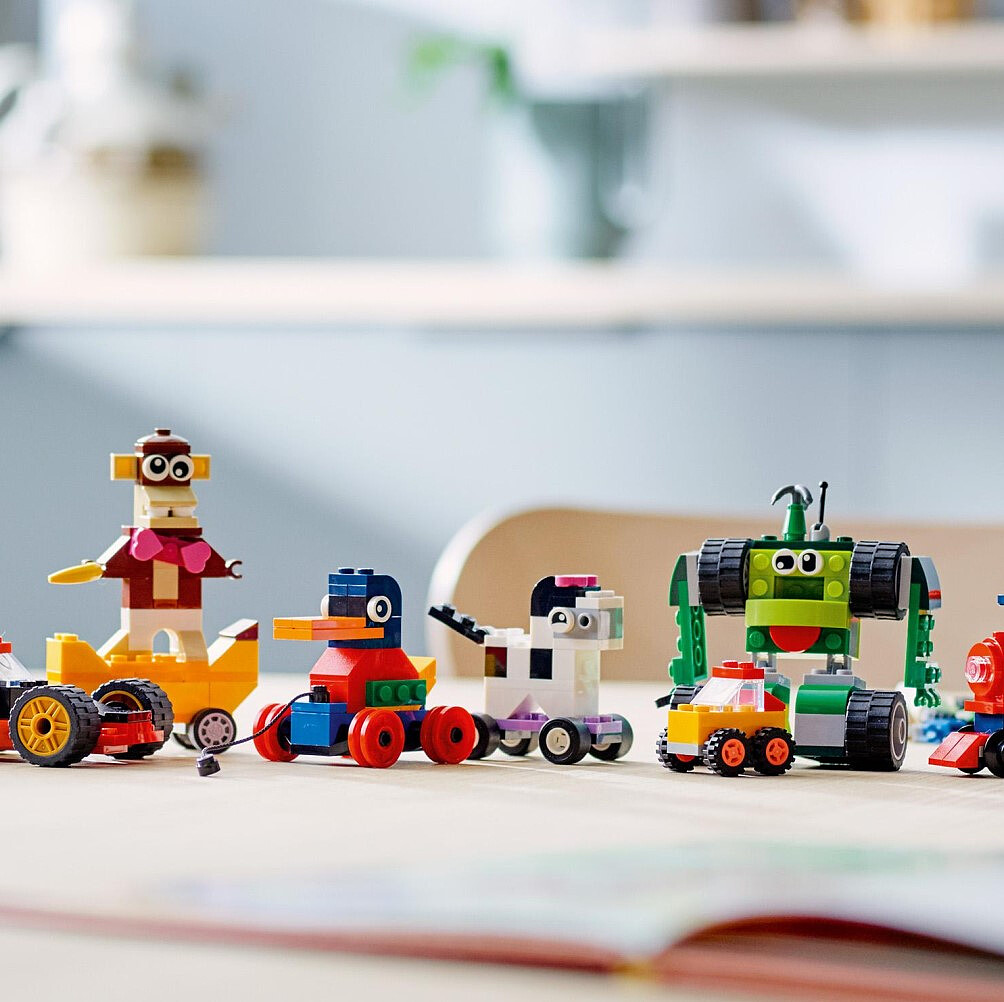 klocki-lego-classic-klocki-na-kolach-11014-2.jpg