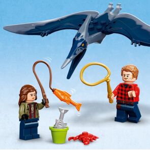 klocki-lego-jurassic-world-poscig-za-pteranodonem-76943-7.jpg