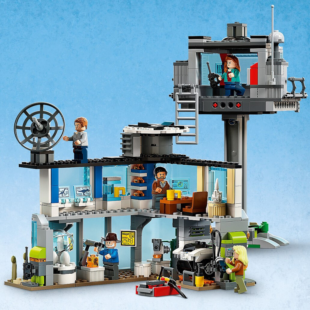 klocki-lego-jurassic-world-atak-gigantozaura-terizinozaura-76949-5.jpg