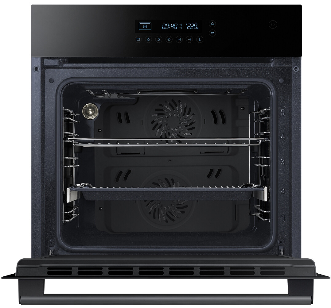 piekarnik-samsung-nv-70m3541rb-wnetrze.jpg