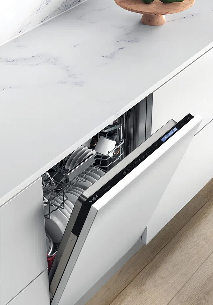 zmywarka-whirlpool-wif-5o41-plegts-10.jpg