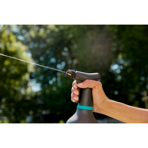 opryskiwacz-gardena-0%2C75l-11110-20-prezentacja-4.png