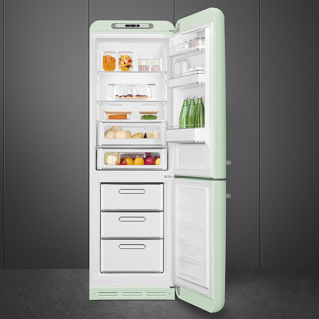 lodowka-smeg-50-s-style-fab32rpg5-7.jpg