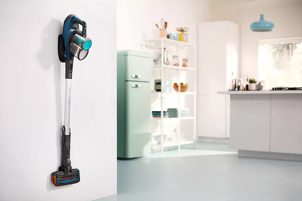 odkurzacz-pionowy-philips-speedpro-aqua-fc6718-01-ladowanie.jpg