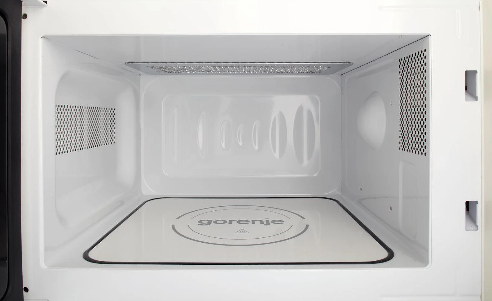 kuchenka-mikrofalowa-gorenje-mo4250cli-3.jpg