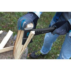 siekiera-uniwersalna-gardena-900b-8713-48-prezentacja.jpg