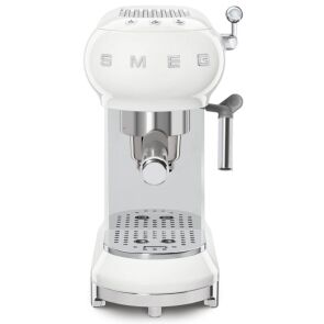 ekspres-kolbowy-smeg-ecf01wheu-zdj4-front.jpg