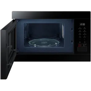 kuchenka-mikrofalowa-samsung-ms22t8254ab-front-otwarta.jpg