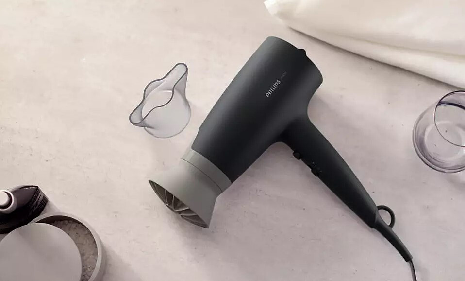 suszarka-do-w%C5%82osow-philips-thermoprotect-bhd351-10-z-dwoma-nasadkami.jpg