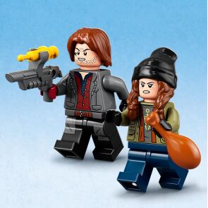 klocki-lego-jurassic-word-schwytanie-welociraptorow-blue-i-bety-76946-figurki.jpg