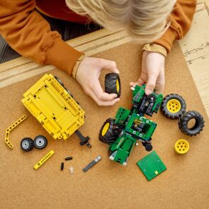 klocki-lego-technic-traktor-john-deere-9620r-4wd-42136-zdjecie9-.jpg