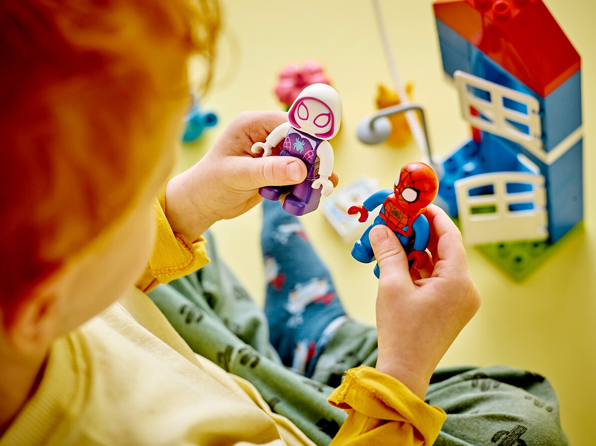 lego-duplo-spider-man-zabawa-w-dom-10995-15.jpg