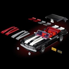 lego-icons-chevrolet-camaro-z28-10304-9.jpg