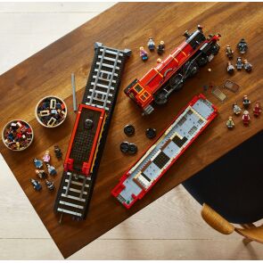 klocki-lego-harry-potter-ekspres-do-hogwartu-76405-zabawa4.jpg