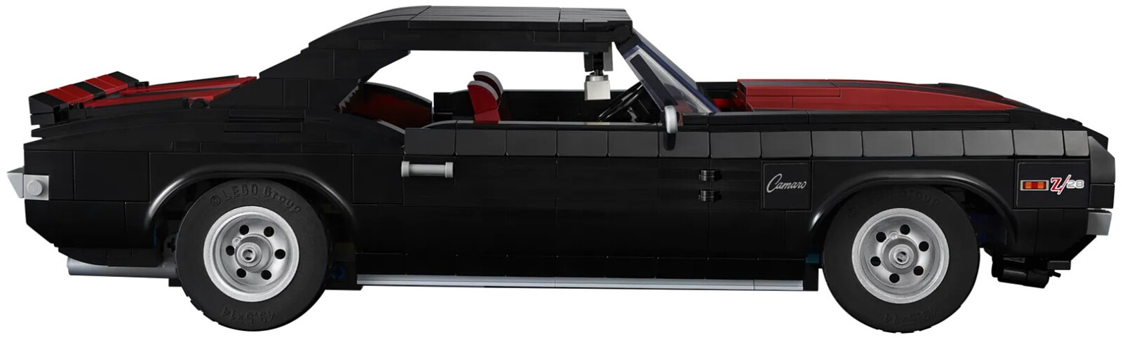lego-icons-chevrolet-camaro-z28-10304-17.jpg
