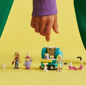 lego-mobilny-sklep-z-bubble-tea-41733-12.jpg